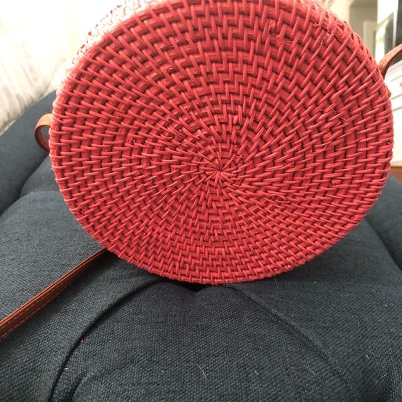 Pink straw cross purse! New! - Picture 8 of 8